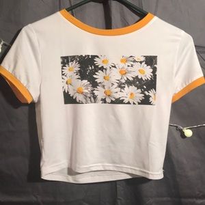 White crop top with picture of daisies